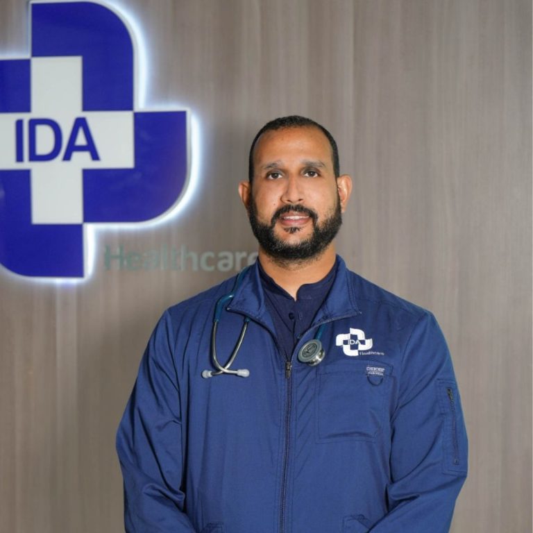 Dr. Ricardo Corporán