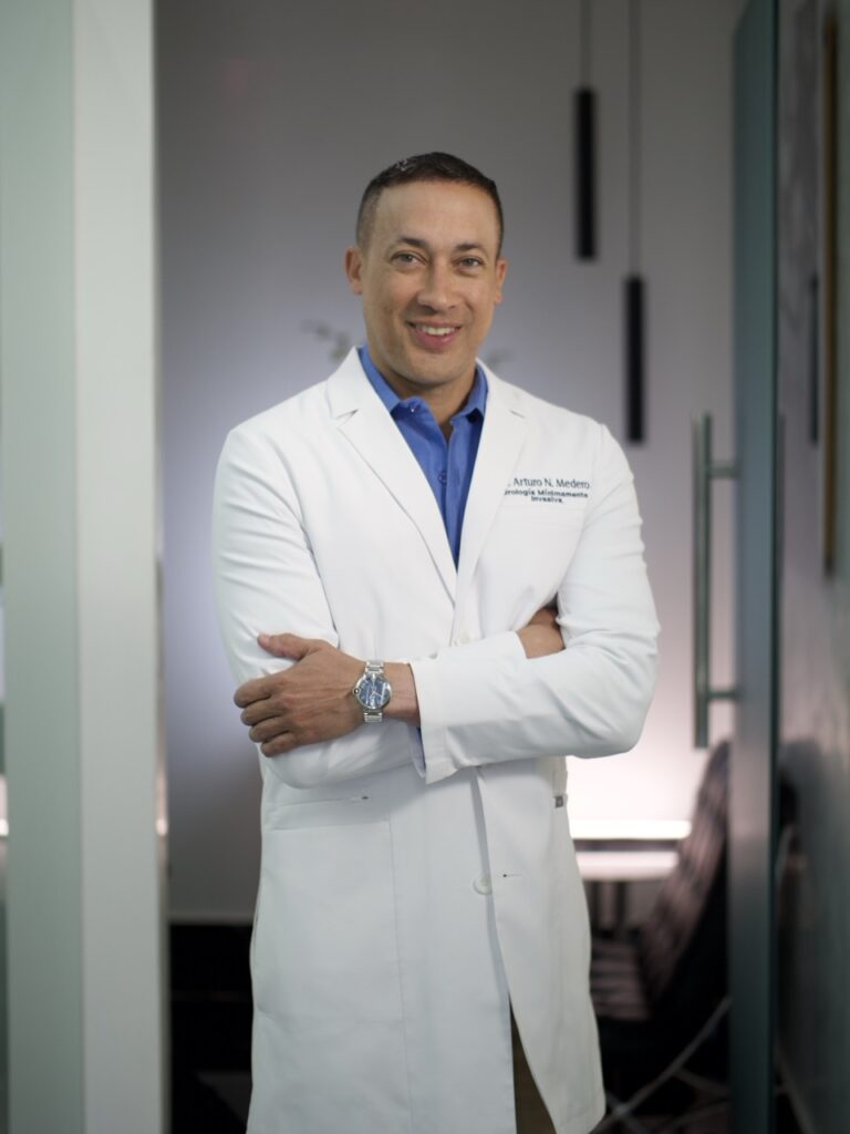 Dr. Nelson Arturo Medero Álvarez