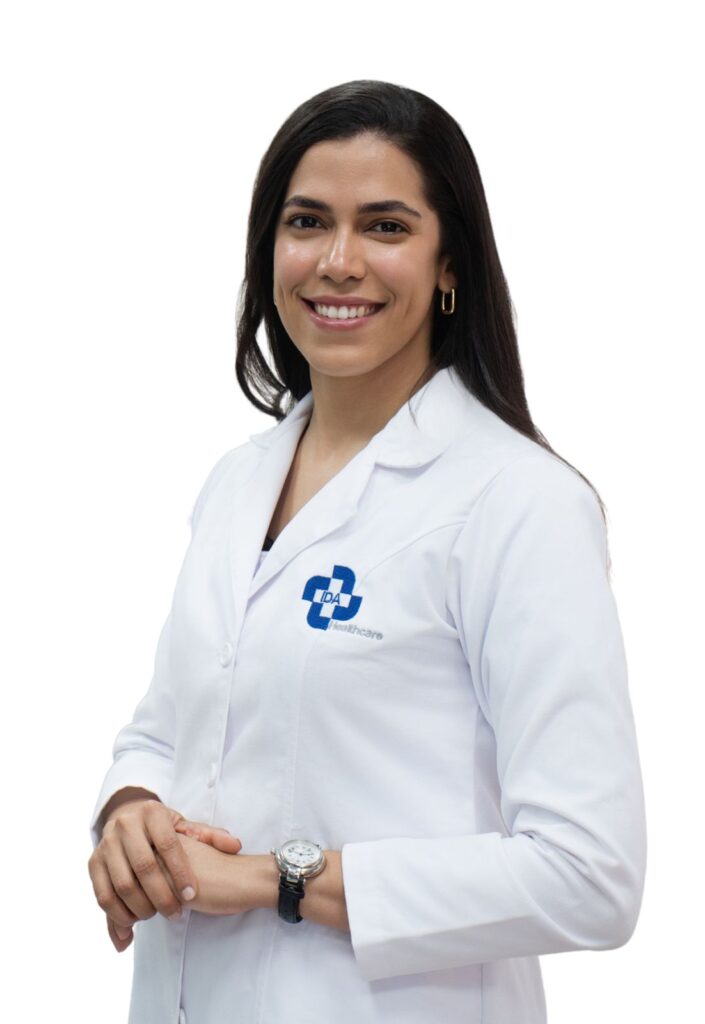 Dra. Alexandria Salazar Concepción, especialista en dermatología y medicina estética